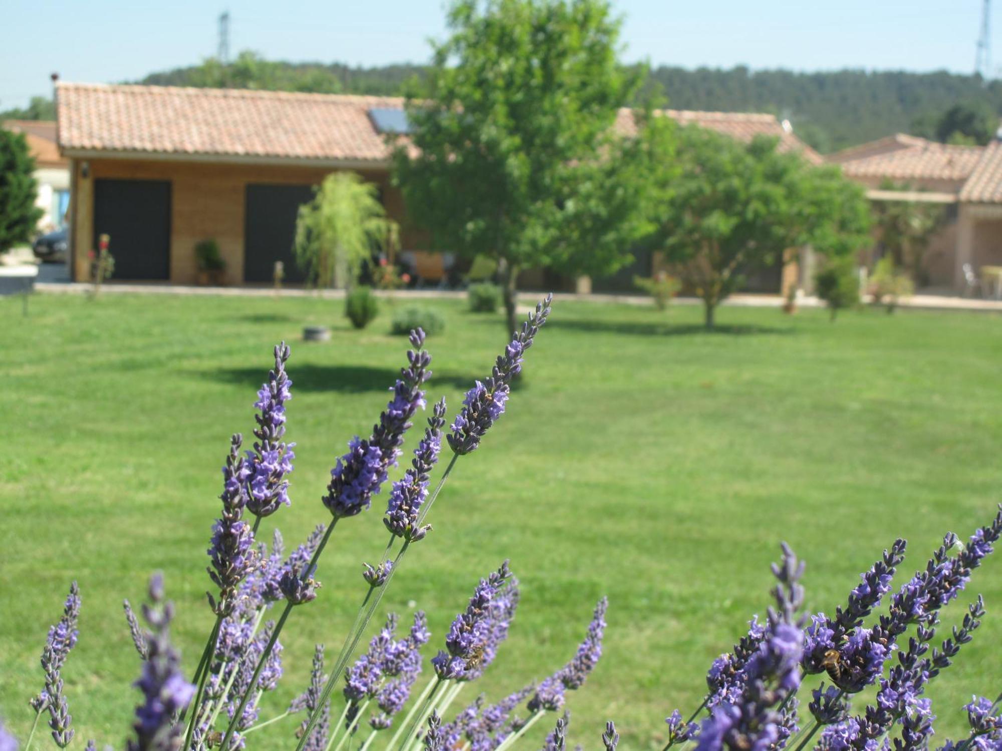 L'Etape Provencale Bed & Breakfast Cabries Exterior photo