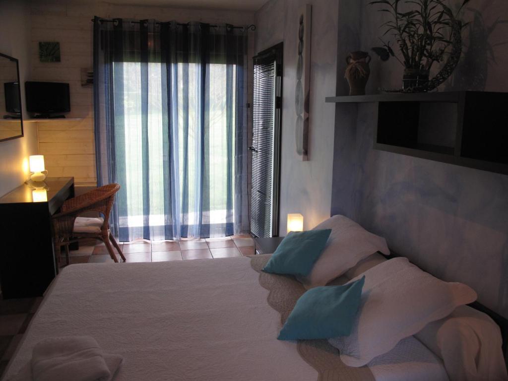 L'Etape Provencale Bed & Breakfast Cabries Exterior photo